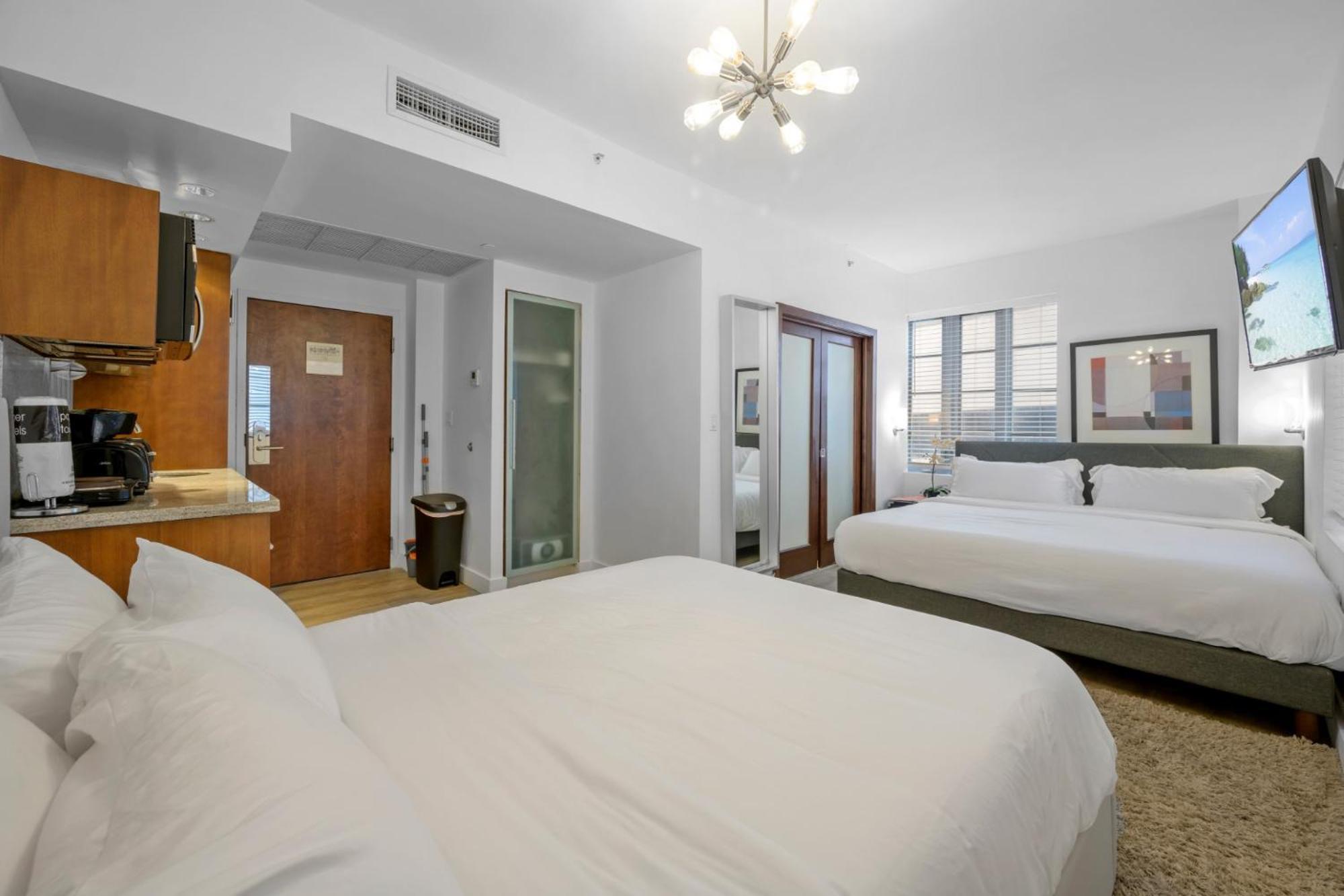 Ocean Drive Apartments With Rooftop Pool, South Beach, Miami Miami Beach Bagian luar foto