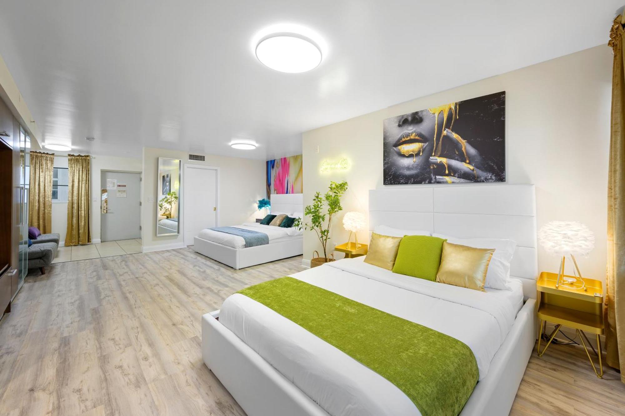 Ocean Drive Apartments With Rooftop Pool, South Beach, Miami Miami Beach Bagian luar foto
